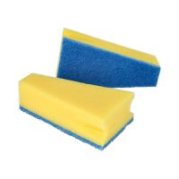 Éponges pour verres et plats forme triangulaire 4,3 cm x 14 cm x 8 cm bleu/jaune avec fente pour un nettoyage facile des coins, non abrasive
